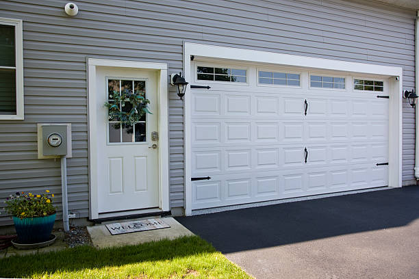 24/7 Emergency Garage Door Roller Replacement experts in Middleton, ID